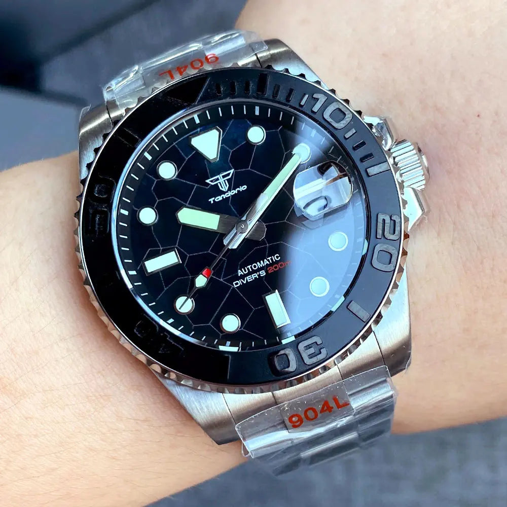 40mm 200M Water Resistence Selfwinding Watch for Men NH35A Movement Mother of Pear Dial Ceramic Insert 316L Band 120click Bezel