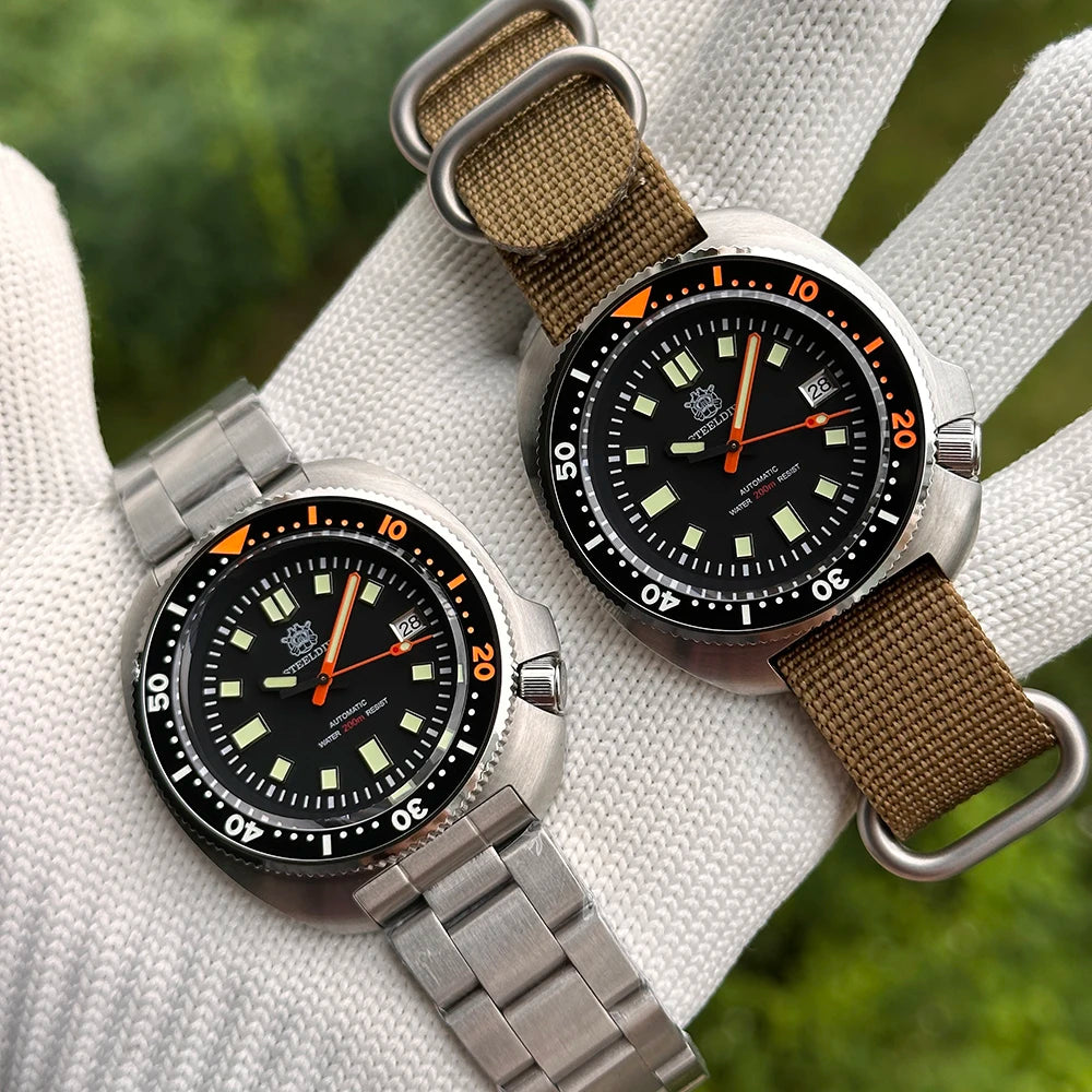 STEELDIVE SD1970C Classic Ceramic Bezel 200M Water Resistant Sapphire Glass AR Coating Mens Automatic Watch NH35 Dive Watches