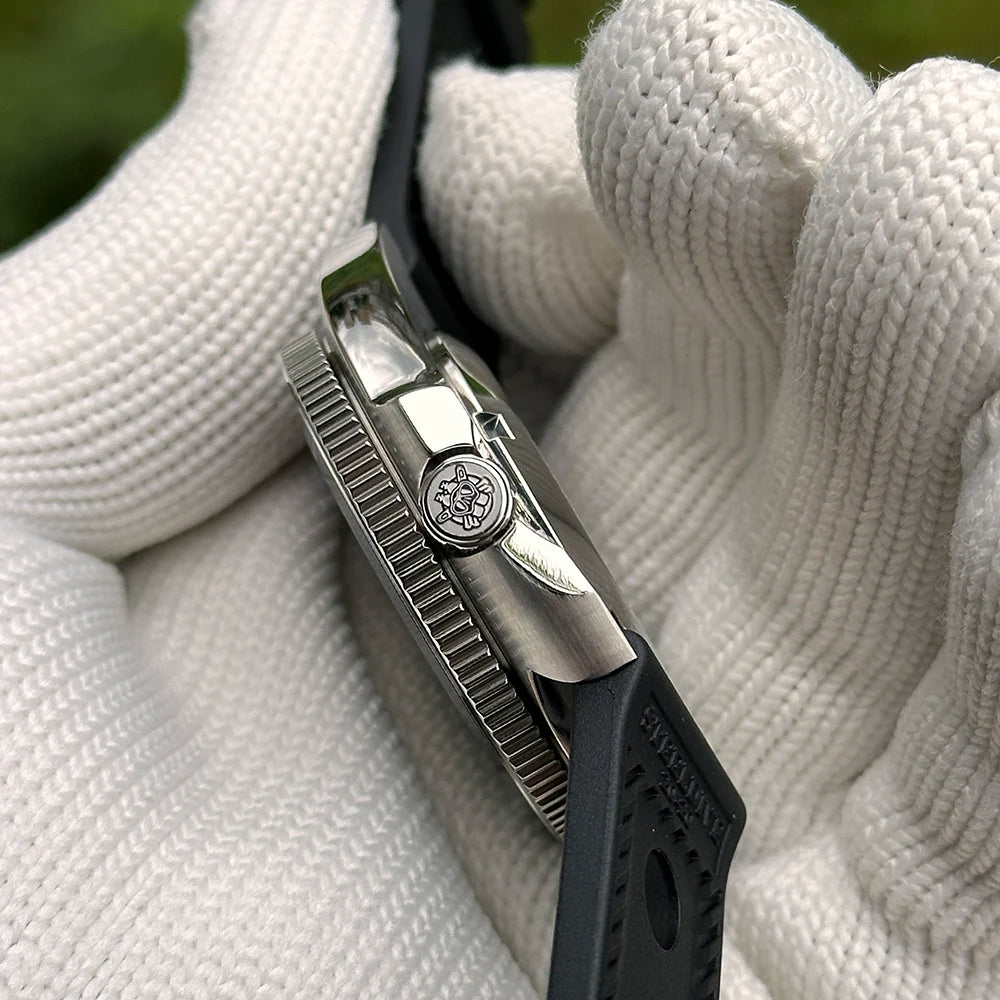 STEELDIVE SD1970C Classic Ceramic Bezel 200M Water Resistant Sapphire Glass AR Coating Mens Automatic Watch NH35 Dive Watches