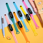 Kawaii Smart Watch For Kids Fashion Outdoor Waterproof Sports Kids' Watches Boy Girls Digital Watches Silicone montre enfant