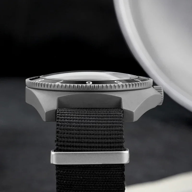 Watchdives WD1972 Quartz Watch VH31 Sweep Seconds Movement Sapphire Crystal BGW9 Luminous 20Bar Waterproof Vintage Men Watches